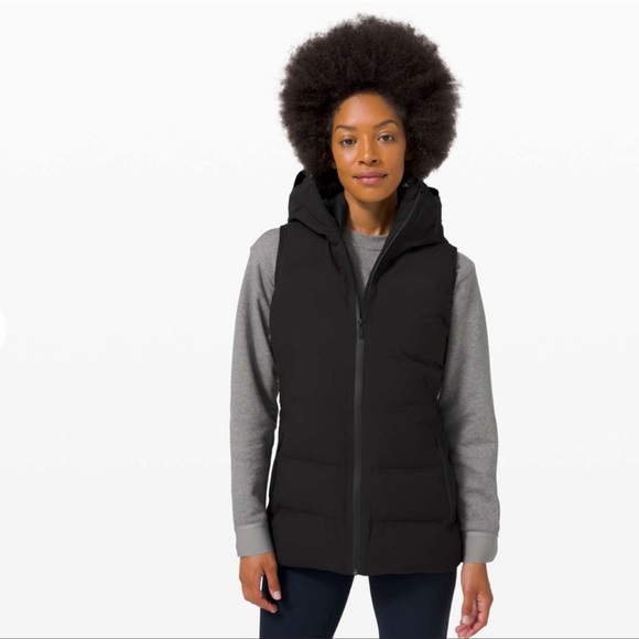 lululemon athletica Jackets & Blazers - Lululemon Sleet Street Vest - size 4
